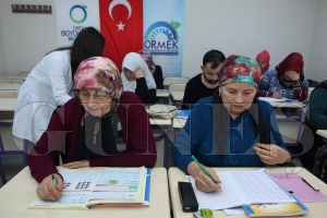 Cumhurbakan Erdoann balatt  okuma yazma seferberliine Ordudan tam destek