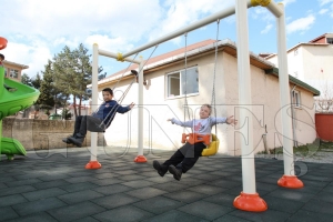 Geyikeli mahallesine yeni ocuk oyun park