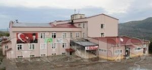 Aybast Devlet Hastanesinde 3.5 yldr ocuk hastalklar doktoru, 2 yldr  kadn doum hastalklar doktoru ve 8 aydr genel cerrah uzman bulunmuyor