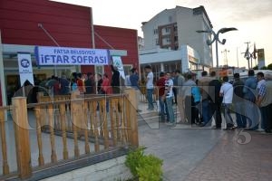 FATSA BELEDİYESİ İFTAR SOFRASINDA BOL BEREKET FATSA BELEDİYESİ İFTAR SOFRASINDA BOL BEREKET
