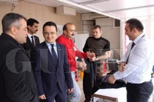 EĞİTİMCİLERDEN KAN BAĞIŞI