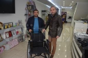 KIZILAY'dan tekerlekli sandalye yard�m�