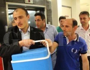 Baba, olunun balanan organlarn perek uurlad