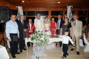 ÖZLEM İLE ABDULLAH’A MUTLULUKLAR... ÖZLEM İLE ABDULLAH’A MUTLULUKLAR...
