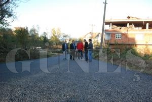 Başkan Anlayan “Durmak yok, asfalta devam” Başkan Anlayan “Durmak yok, asfalta devam”