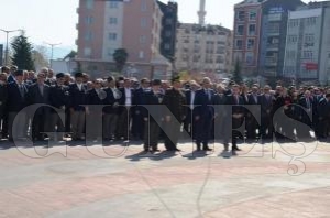 �L�EM�ZDE �ANAKKALE ZAFER�'N�N 101. YILI T�RENLERLE KUTLANDI