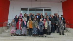 HUZUREV� SAK�NLER� FATSAR17;DA YEMEKTE B�R ARAYA GELD�