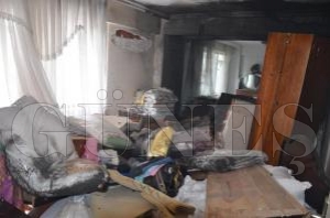 KALOR�FER KAZANI BOMBA G�B� PATLADI: 4 YARALI