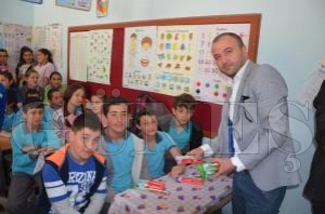 KIZILAY'DAN ÖĞRENCİLERE 'AĞIZ VE DİŞ SAĞLIĞI BAKIMI' SEMİNERİ KIZILAY'DAN ÖĞRENCİLERE 'AĞIZ VE DİŞ SAĞLIĞI BAKIMI' SEMİNERİ