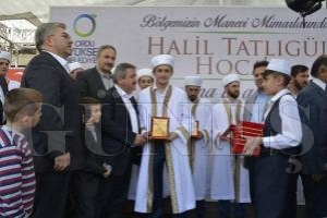 Halil Tatlıgül Hoca efendi vefatının 26.yılında uualarla anıldı Halil Tatlıgül Hoca efendi vefatının 26.yılında uualarla anıldı