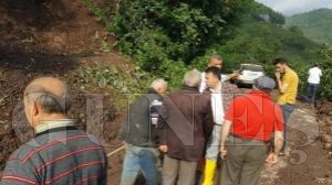 Başkan Uçar heyelan bölgesinde incelemelerde bulundu Başkan Uçar heyelan bölgesinde incelemelerde bulundu