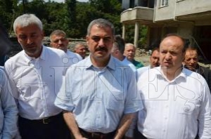 AFAD Başkan Vekili Mehmet Halis Bilden ve DSİ Genel Müdür Yardımcısı Murat Acu sel bölgesinde AFAD Başkan Vekili Mehmet Halis Bilden ve DSİ Genel Müdür Yardımcısı Murat Acu sel bölgesinde