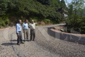FATSA’DA 40 YILLIK ASFALT HASRETİ SONA ERDİ FATSA’DA 40 YILLIK ASFALT HASRETİ SONA ERDİ
