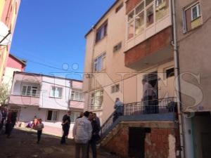 GENÇ KADIN CANINA KIYDI GENÇ KADIN CANINA KIYDI