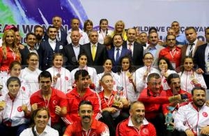 TÜRKİYE YILDIZ VE GENÇLERDE AVRUPAR17;YI SALLADI TÜRKİYE YILDIZ VE GENÇLERDE AVRUPAR17;YI SALLADI