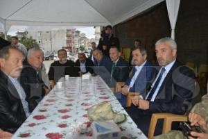 Şehit ailesine taziye ziyareti Şehit ailesine taziye ziyareti