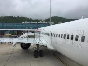 DENİZE HAVAALANI 1 MİLYONU ZORLUYOR DENİZE HAVAALANI 1 MİLYONU ZORLUYOR
