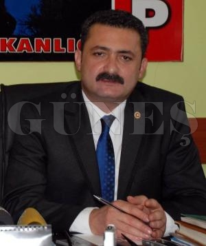 MHP'de Rıdvan Yalçın ve Onur Şahin ihraç istemiyle disiplin kuruluna sevk edildi MHP'de Rıdvan Yalçın ve Onur Şahin ihraç istemiyle disiplin kuruluna sevk edildi