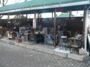 Ayakkabı Boyacıları Bugünlerde Mutlu Ayakkabı Boyacıları Bugünlerde Mutlu