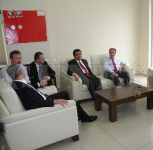 BAKAN GÜNAY’DAN FATSA’DA ÇAY MOLASI BAKAN GÜNAY’DAN FATSA’DA ÇAY MOLASI