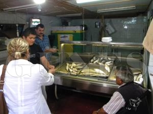 Tezgâhlar ramazanda da renksiz Tezgâhlar ramazanda da renksiz