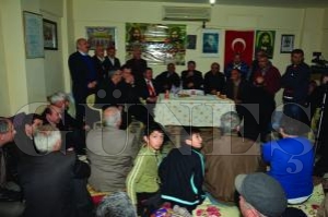 “HİÇBİR ZAMAN CAMİ İLE CEM EVİNİ AYIRMADIK, BUNDAN SONRA DA AYIRMAYACAĞIZ“ “HİÇBİR ZAMAN CAMİ İLE CEM EVİNİ AYIRMADIK, BUNDAN SONRA DA AYIRMAYACAĞIZ“