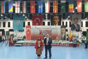 Sakarya Ortaokulu öğrencisi İremsu Çoban'ın büyük başarısı Sakarya Ortaokulu öğrencisi İremsu Çoban'ın büyük başarısı