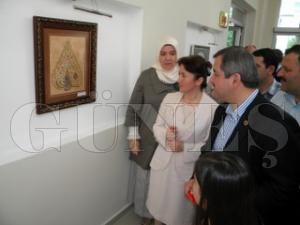 Umut Derneinden 1.Hsn-i Hat ve Tehib Sergisi