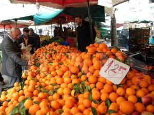 C VİTAMİNİ TÜKETEREK, VÜCUDUNUZUN DİRENCİNİZİ ARTTIRIN C VİTAMİNİ TÜKETEREK, VÜCUDUNUZUN DİRENCİNİZİ ARTTIRIN