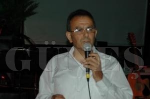 ÖĞRENCİLERDEN ÖĞRETMENE ANLAMLI VEDA ÖĞRENCİLERDEN ÖĞRETMENE ANLAMLI VEDA