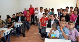 Çiftçi ve Hamarat Fındık İşçilerini Ziyaret Etti Çiftçi ve Hamarat Fındık İşçilerini Ziyaret Etti
