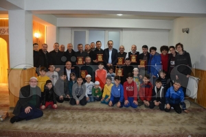 Fatsa Müftülüğünden gönüllü hizmet erlerine teşekkür plaketi Fatsa Müftülüğünden gönüllü hizmet erlerine teşekkür plaketi