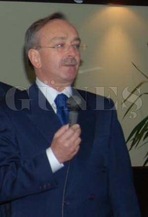 ECZACI ALTAN UZUN “35 YIL ECZANEMİ BEN AÇTIM, BEN KAPADIM” ECZACI ALTAN UZUN “35 YIL ECZANEMİ BEN AÇTIM, BEN KAPADIM”
