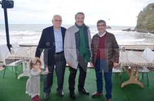 Ünlü aktör Kadir İnanır memleketinde Ünlü aktör Kadir İnanır memleketinde