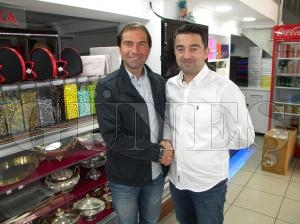 FAGİAD Üyeleri ile Birlikte Fikir Alış Verişi Yapıyor FAGİAD Üyeleri ile Birlikte Fikir Alış Verişi Yapıyor