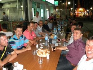 Reşadiye Caddesi Esnafları İftarda Buluştular Reşadiye Caddesi Esnafları İftarda Buluştular