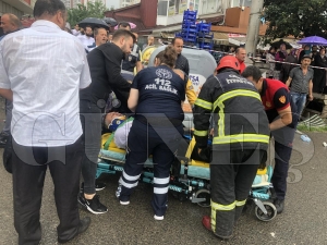 Yolcu Otobüsü İle Minibüs Çarpıştı: 3 Ölü, 11 Yaralı Yolcu Otobüsü İle Minibüs Çarpıştı: 3 Ölü, 11 Yaralı