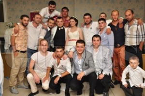 Elif ve Fatih’e Mutluluklar Elif ve Fatih’e Mutluluklar