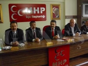 MHP BAYRAMLAMA TRENNDE BRLK BERABERLK MESAJLARI VERLD