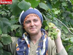 TÜCCARLAR ÜRETİCİLERİN KAPISINDA TÜCCARLAR ÜRETİCİLERİN KAPISINDA