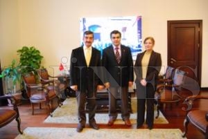 GAZETEMZ SAHB FERUDUN C.ALTUNTA VAL ORHAN DZGN' MAKAMINDA ZYARET ETT