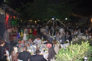 YALÇIN VE ENGİNYURT AİLELERİNİN MUTLU GÜNÜ YALÇIN VE ENGİNYURT AİLELERİNİN MUTLU GÜNÜ