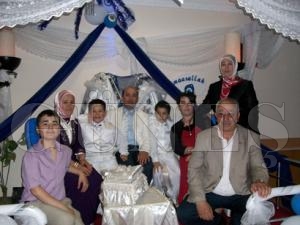 EMRHAN VE BEDRHAN KARDELER ERKEKLE LK ADIMINI ATTI