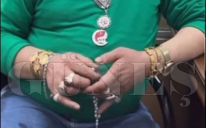 �Tak�lar�m� G�rmek ��in Gelenler Var�