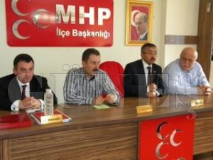 MHP'DEK  BAYRAMLAMAYA VATANDALAR YOUN LG GSTERD