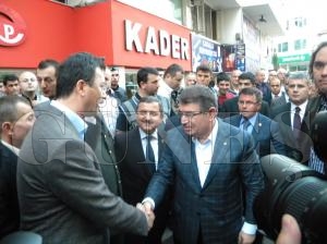 Bakan ahin Belediyedeki Bayramlama Trenine Katld