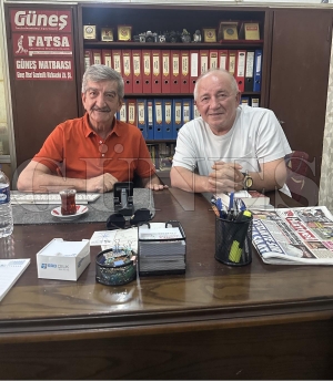 �lhan Sar�han gazetemizi ziyaret etti