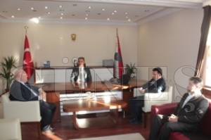 ŞENER, TAYFUR'A HAYIRLI OLSUN ZİYARETİ GERÇEKLEŞTİRDİ ŞENER, TAYFUR'A HAYIRLI OLSUN ZİYARETİ GERÇEKLEŞTİRDİ