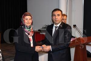 ANNE BABA SEN DE OKU Yarışması ödül töreni yapıldı ANNE BABA SEN DE OKU Yarışması ödül töreni yapıldı