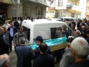 Kendini Vurarak Hayatna Son Verdi